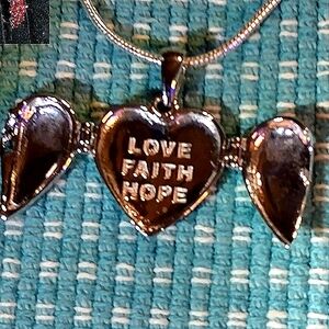 CUTE STERLING HEART,*3* SIMPLE WORDS, FAITH, LOVE AND FAITH. U PICK- 16" 18"👇